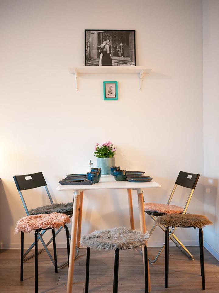 Big 2rooms In Center Apartment *